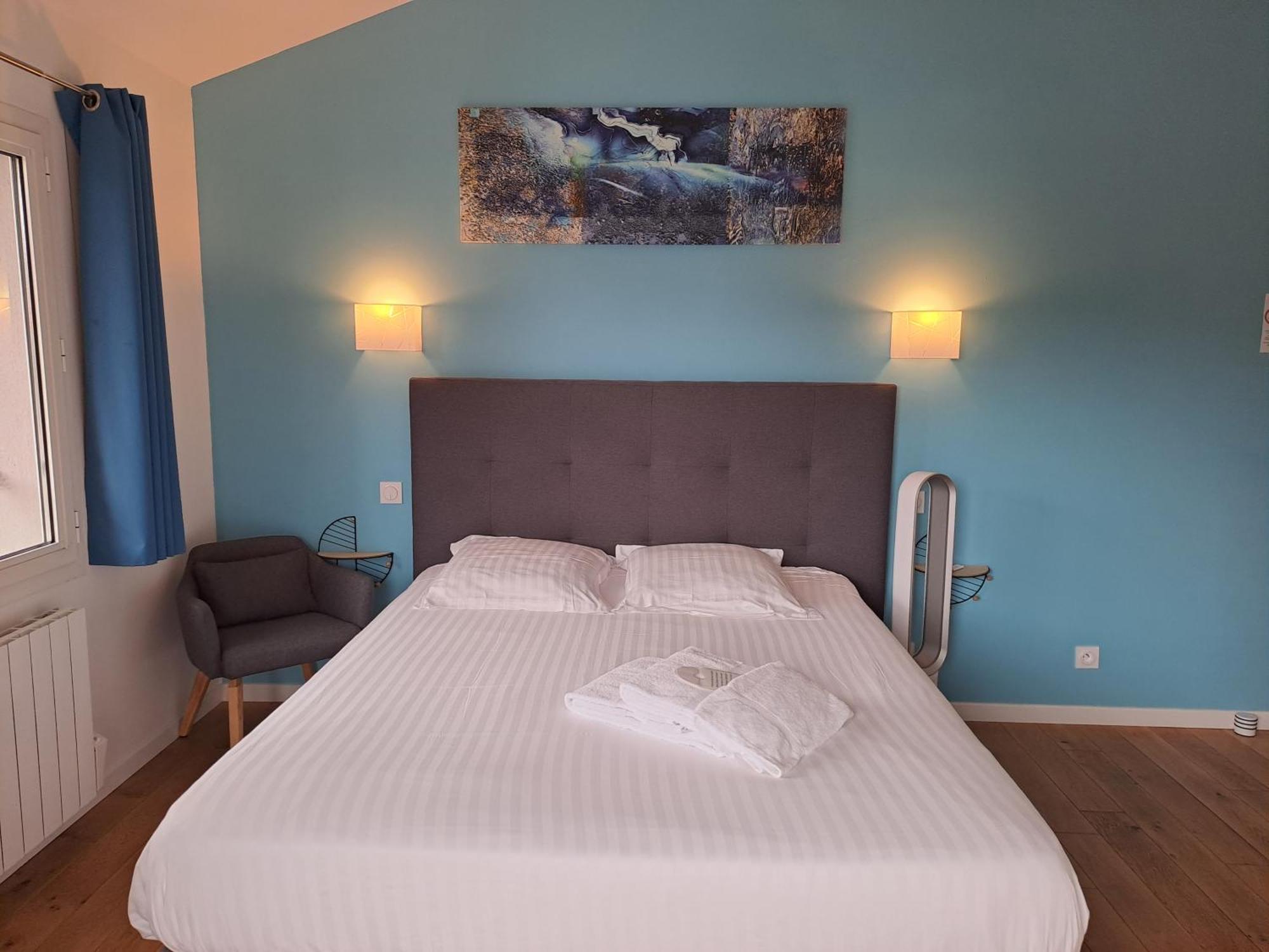 Hotel L'Auberge Canaulaise Лакано Екстер'єр фото